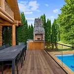 Log House The River Pearl Brod na Kupi
