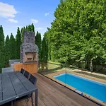 Log House The River Pearl *