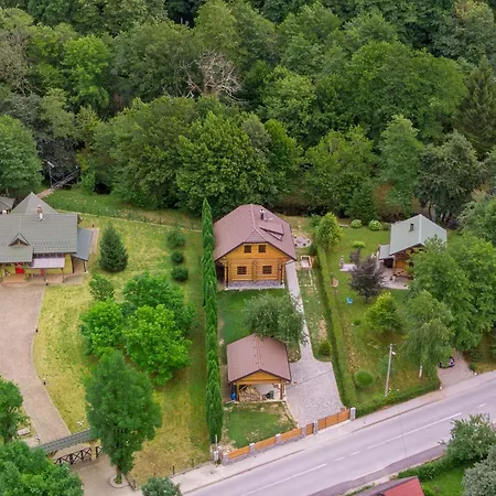 Vila Log House The River Pearl