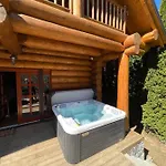 Log House The River Pearl *