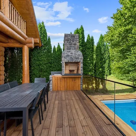 Log House The River Pearl Brod na Kupi