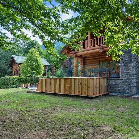 Villa Log House The River Pearl Brod na Kupi