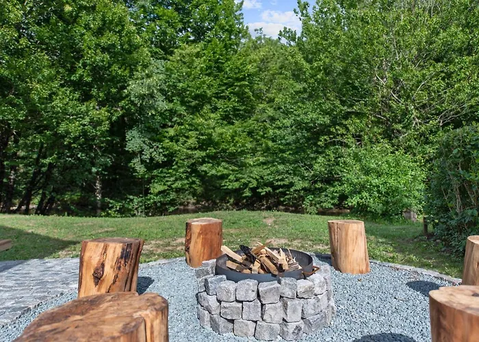 Log House The River Pearl *