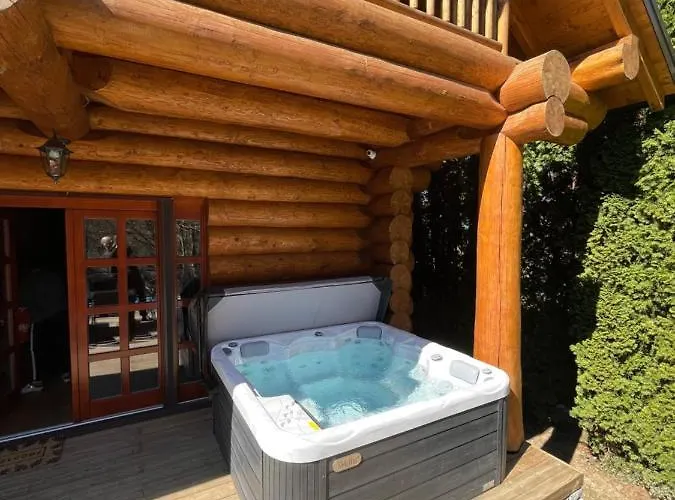 Log House The River Pearl *